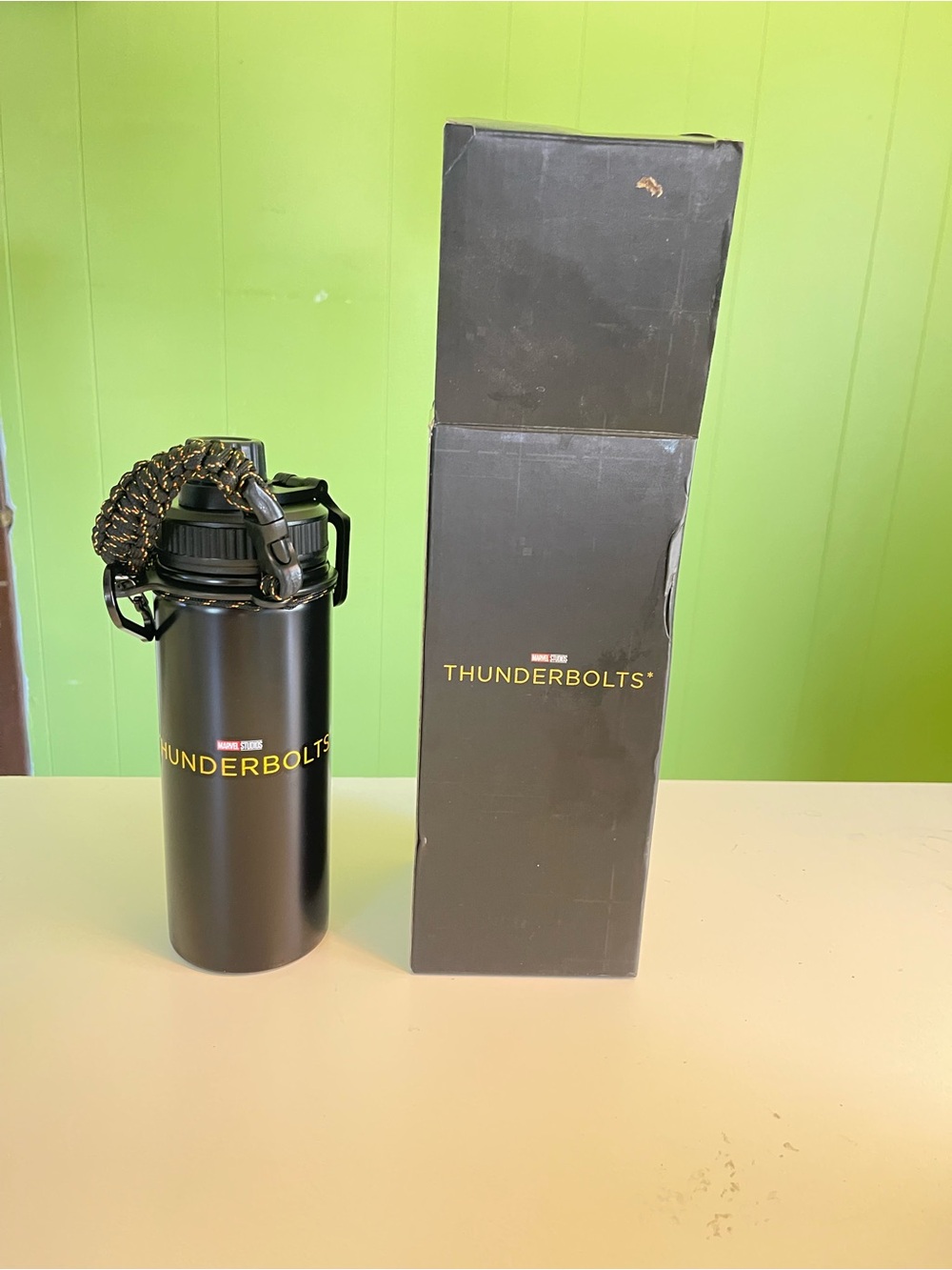 Black Marvel Studios Thunderbolts movie promotional water bottle w/matching box.